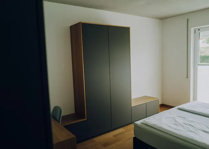 Neubau Gruener Wolpertinger Designwhg 106qm Barrierefrei شقة يبريتيبرون أم تشيمسي