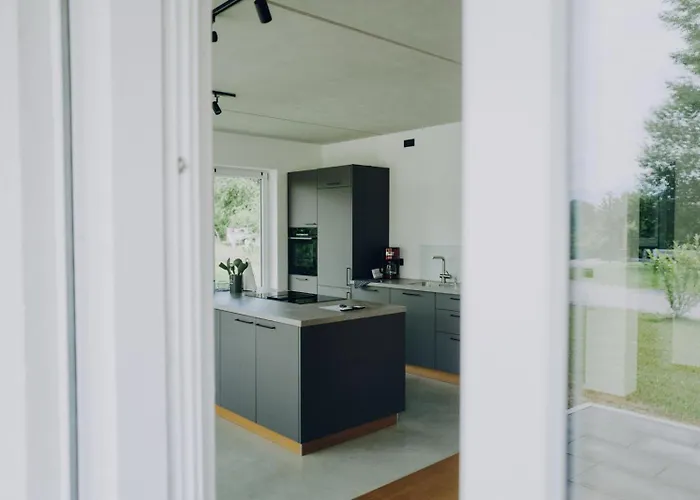 Neubau Gruener Wolpertinger Designwhg 106qm Barrierefrei يبريتيبرون أم تشيمسي