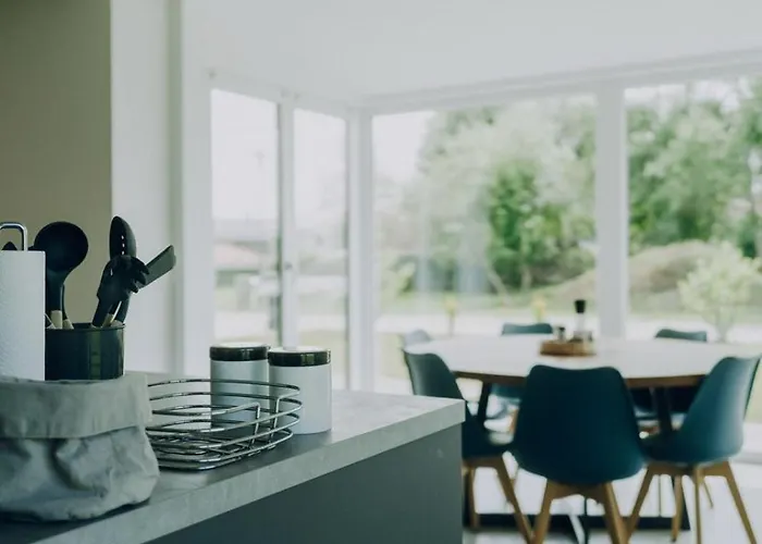 شقة Neubau Gruener Wolpertinger Designwhg 106qm Barrierefrei يبريتيبرون أم تشيمسي